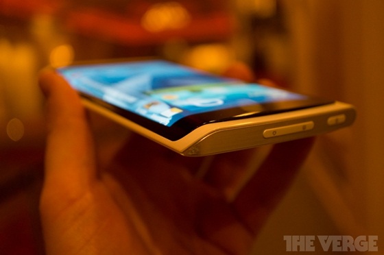 Samsung, smartphone, màn hình dẻo, CES 2013, công nghệ, Samsung Keynote, màn hình bẻ cong