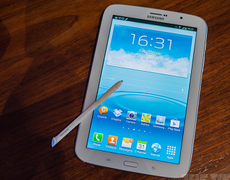 Samsung Galaxy Note 8.0: Thiết kế cũ, nhiều tính năng, hỗ trợ cả đàm thoại